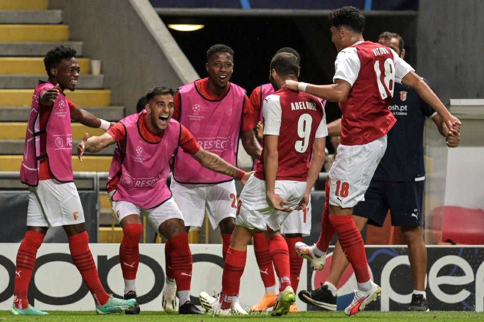 了球队的士 了球队的士