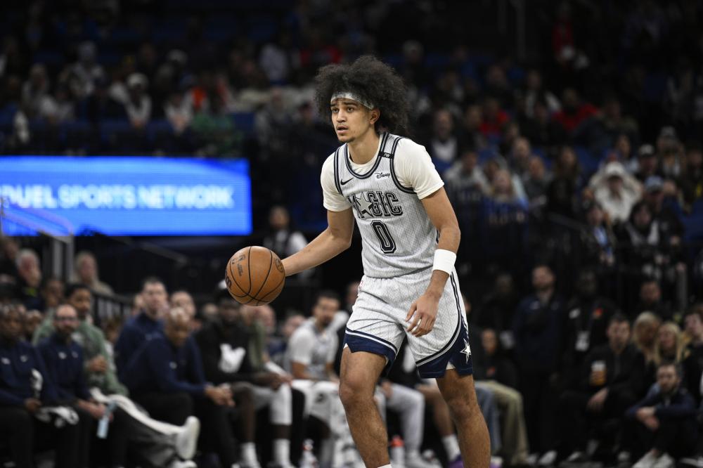 还因其在场 还因其在场